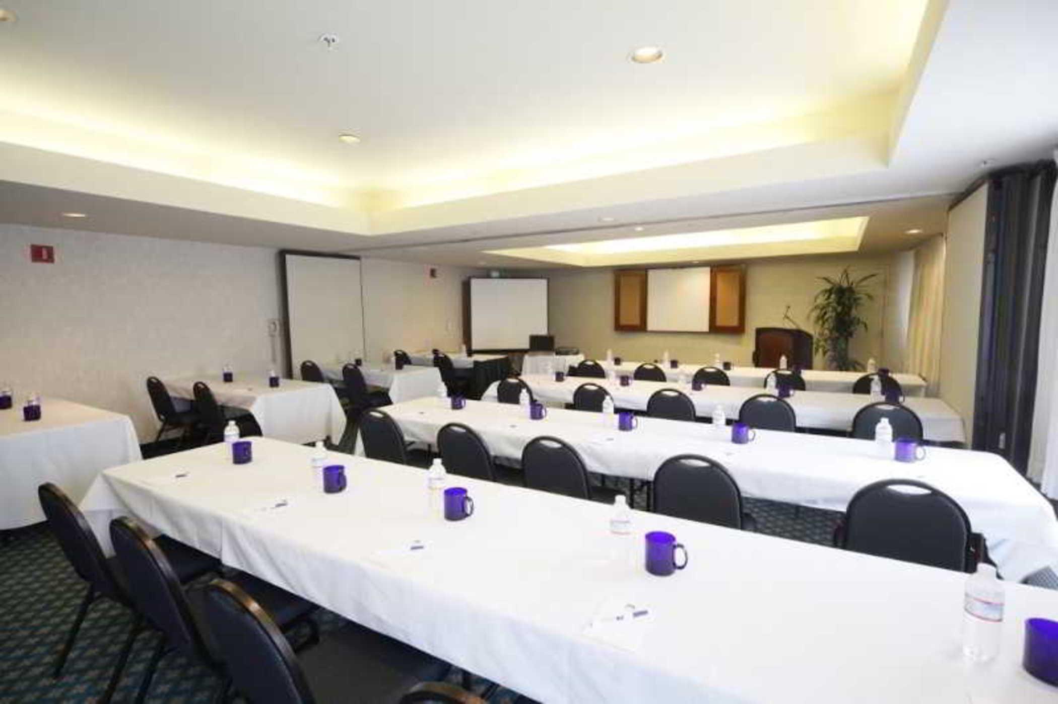 Executive Inn & Suites Oakland Bagian luar foto