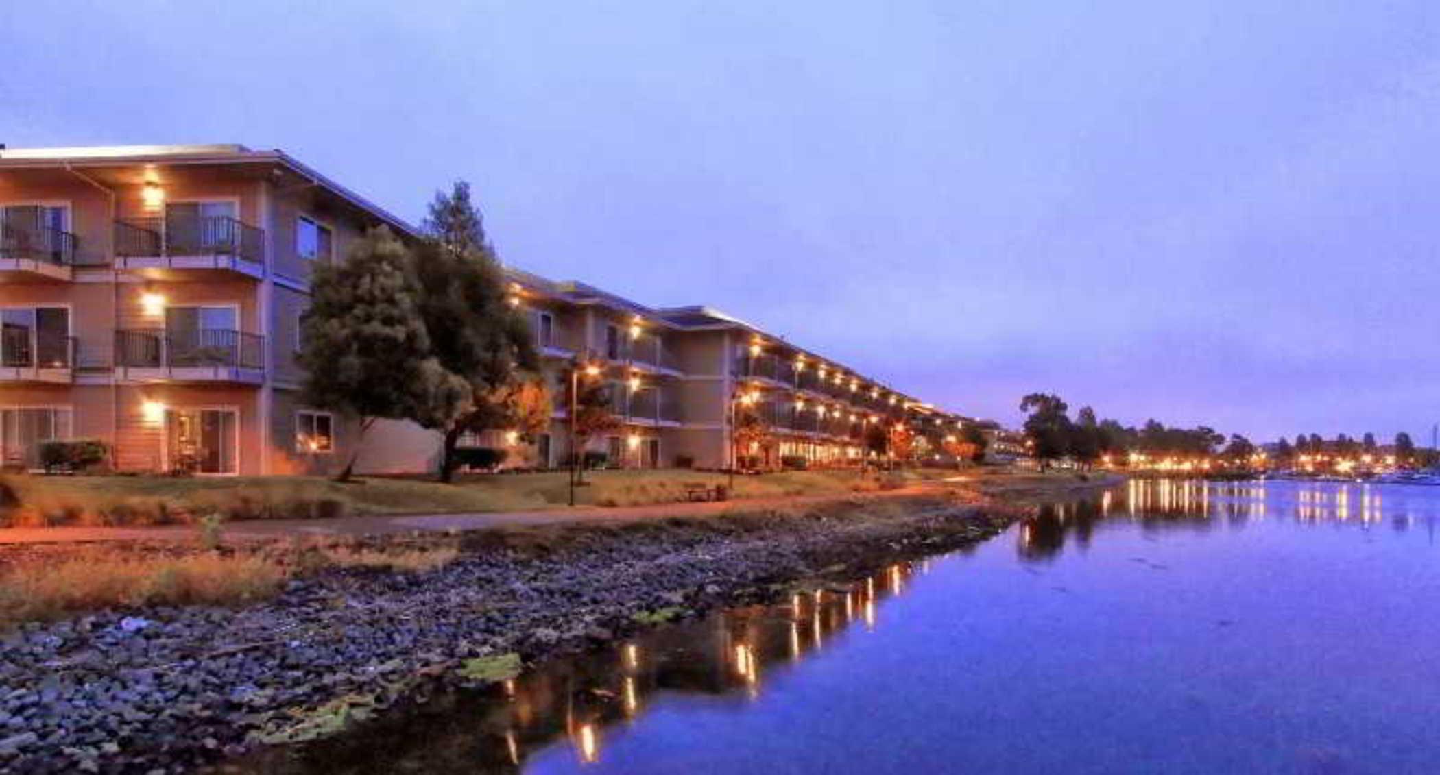 Executive Inn & Suites Oakland Bagian luar foto