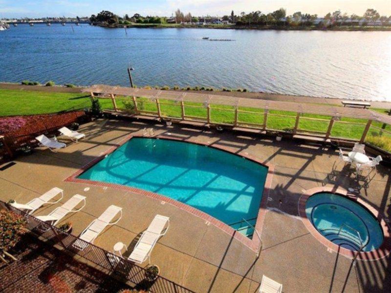 Executive Inn & Suites Oakland Bagian luar foto