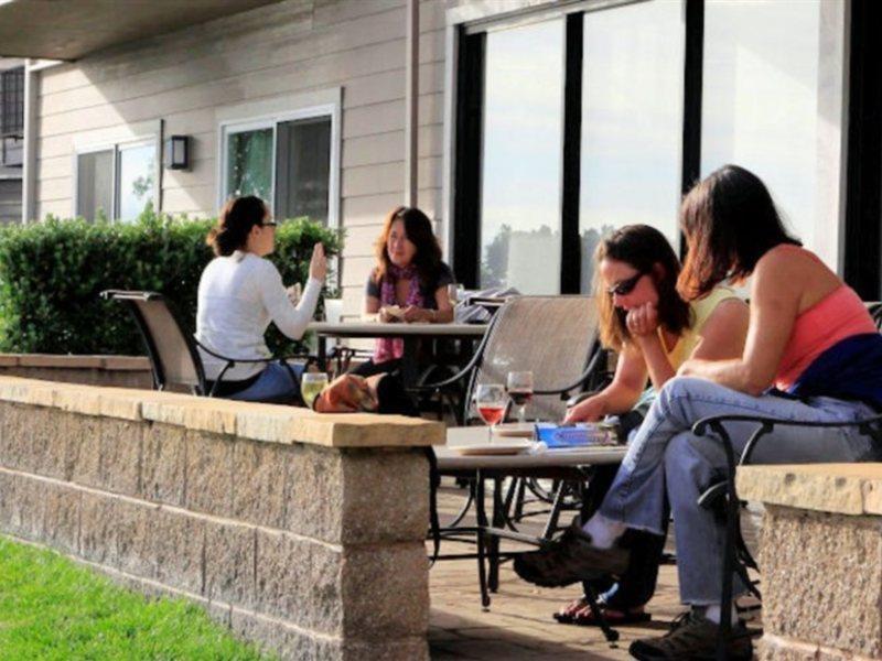 Executive Inn & Suites Oakland Bagian luar foto